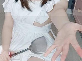 围裙的一秒私拍，Asagiriai捣鼓出来的美图，让我忍不住多看几眼！