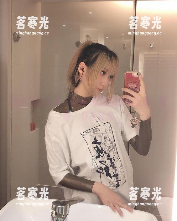 兔兔私拍合集，Cien恩恩的兔年漫游，喂喂，有点轻松