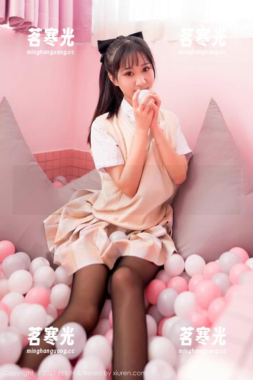 Feilin嗲囡囡-樱桃小犊子 Feilin嗲囡囡 - 写真中,樱桃小犊子和旗袍的那些“情愫”