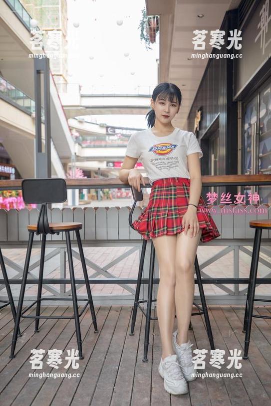 MSLASS梦丝女神-芷蕾 MSLASS梦丝女神 - 高清写真?你看过航空校花芷蕾的翘挺吗?