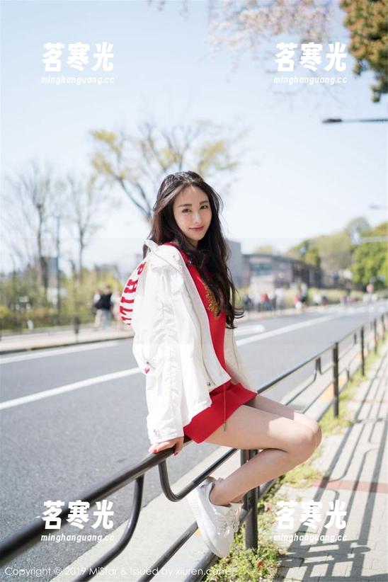 MiStar魅妍社-大白兔emma MiStar魅妍社 - 夏天的味道,都藏在大白兔emma的私拍资源中了,恍惚间飘到了海边。