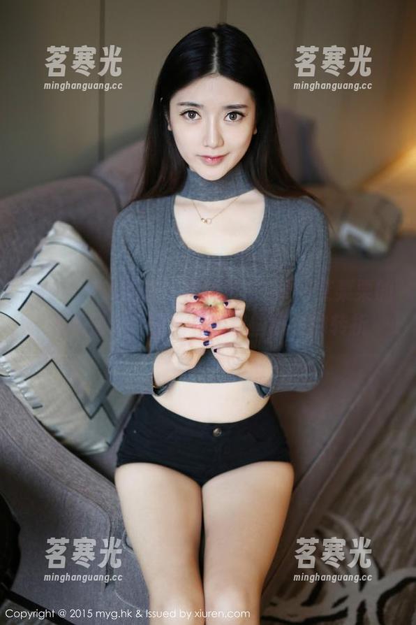 MyGirl美媛馆 - 在线目击Ellie艾栗栗的泳衣密码，原图里总有些意外的转折