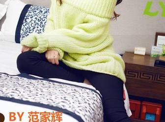 QingDouKe青豆客 - 在天台上，汪佩妮的写真就像是…随便乱拍的高级感？