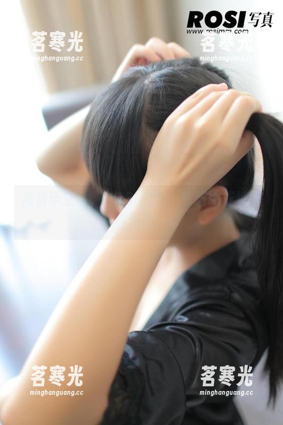 ROSI 高清毕业季,ROSI校服:衣服比成绩单还抢镜!