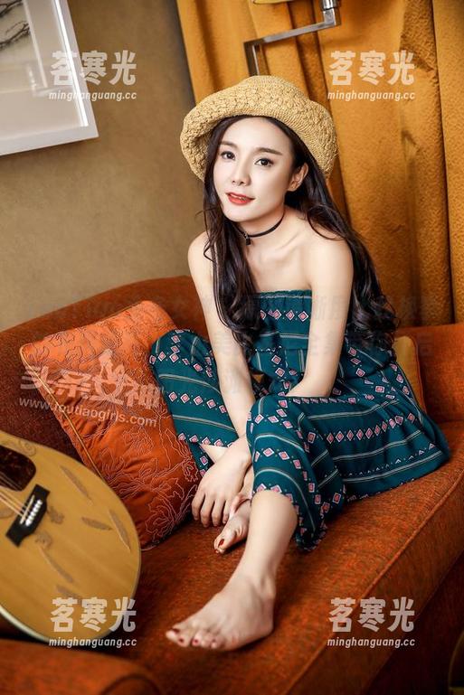 TouTiao头条女神-李由美 TouTiao头条女神 - 原图清晰度比我换季的衣服还高,李由美比基尼全集带你开启阳光沙滩模式!