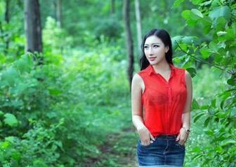 TuiGirl推女郎 - 潘娇娇的最新作品：泳装写真集，内心的小鹿已经开始狂奔了。