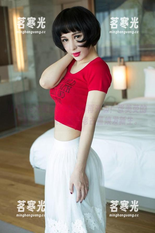 UGirls尤果网-张美荧 UGirls尤果网 - 牛仔裤再升级!张美荧的高清写真,竟然让这老古董焕发新生。