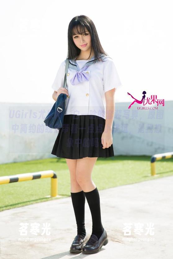 UGirls尤果网 - 白一晗的套装写真，原图中简约的线条带着一点点小挑逗，是我想象中的吗？