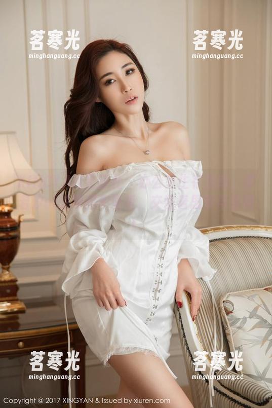 XINGYAN星颜社-李若汐ci XINGYAN星颜社 - 办公室生存指南:李若汐ci的原图和壁纸,交替着思索与偷懒!