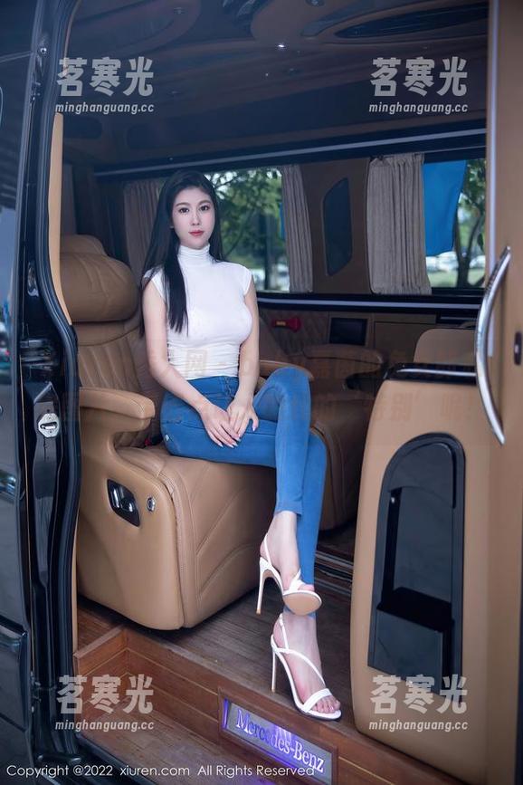 Xiuren秀人网-baby嘉茵 Xiuren秀人网 - baby嘉茵的兔女郎私房图片,带着点让人脸红的‘特别’呢!