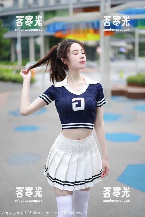Xiuren秀人网-伍晓丽Shirley Xiuren秀人网 - 私拍匠心:女神伍晓丽Shirley的图包,不一样的她