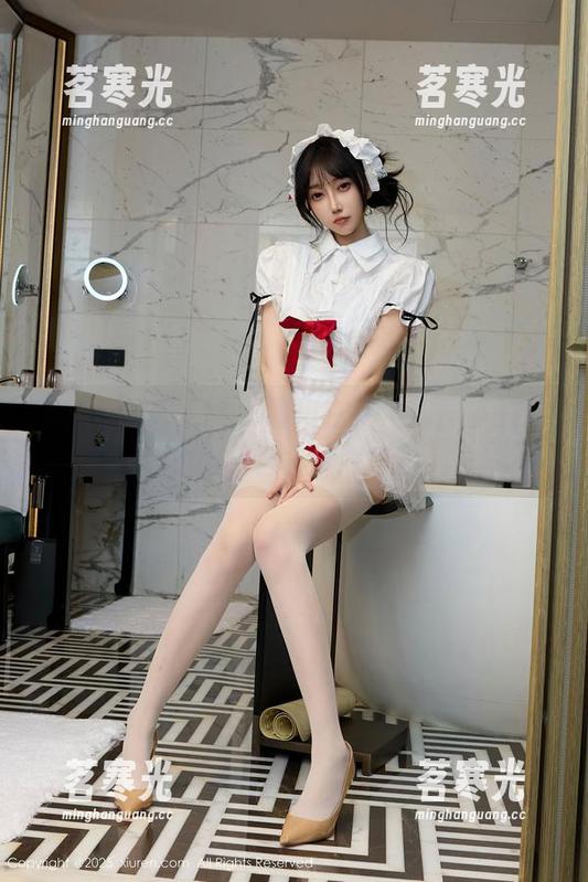 Xiuren秀人网-刘婷婷 Xiuren秀人网 - 图集在手,刘婷婷的自拍为什么总让我乐?