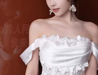 Xiuren秀人网 - 新人模特资源来自南初妹妹，快来用眼睛喝一口甜蜜吧。