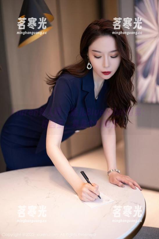Xiuren秀人网-妮儿Bluelabel Xiuren秀人网 - 妮儿Bluelabel写真:校园里,真是个好地方