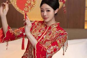 Xiuren秀人网 - 随意且美好的晚苏susu居家定制写真，轻描淡写让人想再看。