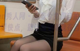 Xiuren秀人网 - 苏曼兮免费自拍，嗨，下载可要快点，别让我觉得我在自作多情。