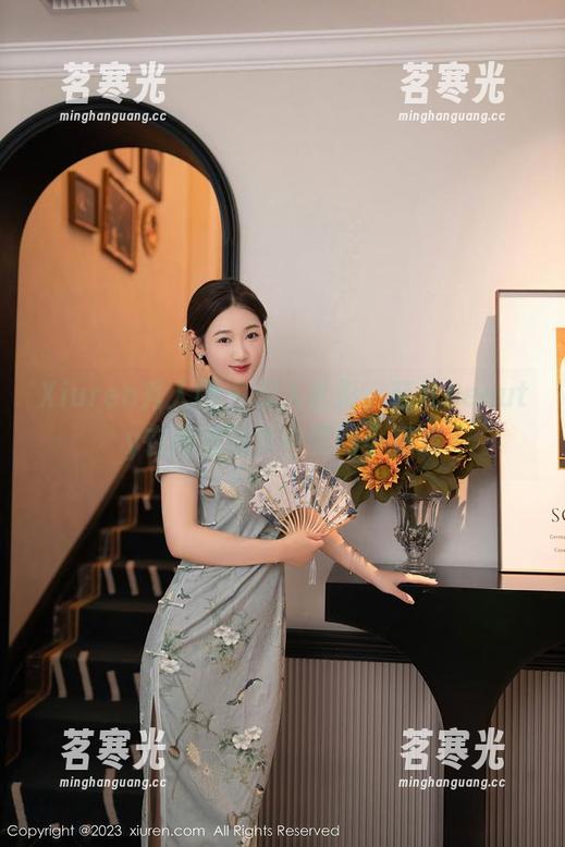 Xiuren秀人网-菲儿beauty Xiuren秀人网 - 双人合影,菲儿beauty在高清写真中耍的小把戏