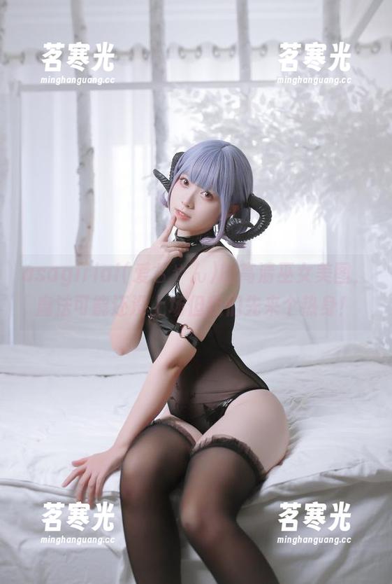 asagiriai(爱ちゃん)的高清巫女美图，魔法可能还没上场但我们先来个热身！