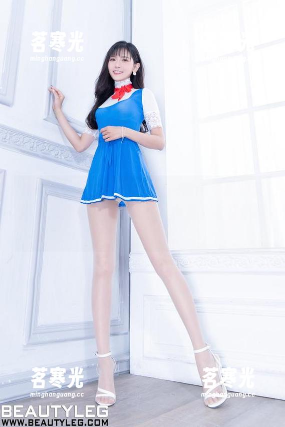 beautyleg - 看Minnie的高清职业装照片，灵魂都能被穿透，真是穿衣有道啊！