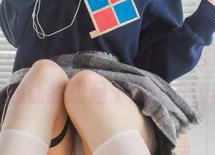 你见过izumi泉桃子，那个“苦修女”吗？免费图册让我想起了我还没付的水费。