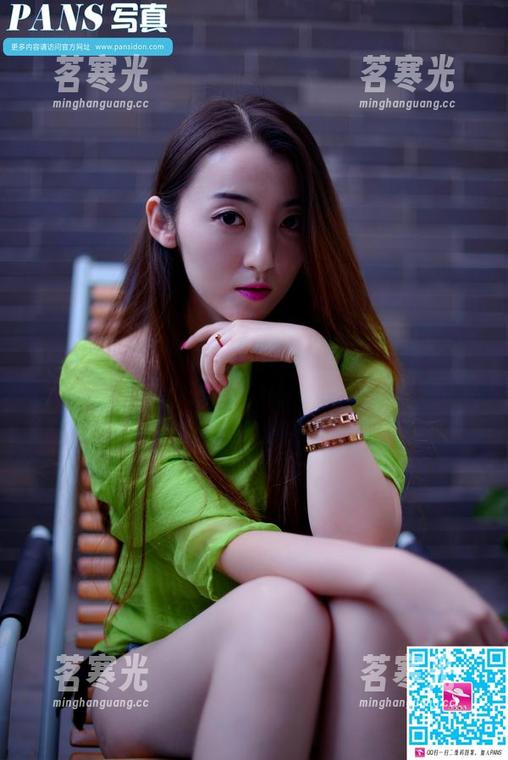 pans-安安 pans - 泳池和安安,一个绝妙的搭配,原图直击,稍微‘冷’一点的效果