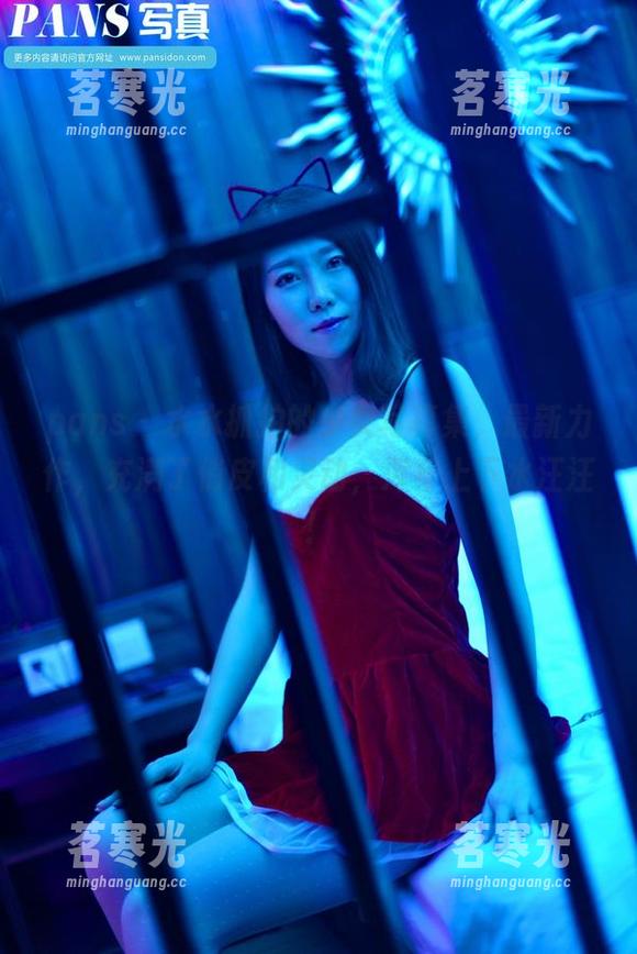 pans-水水 pans - 水水抓拍的少女写真集,最新力作,充满了俏皮和灵动,浑身上下水汪汪!