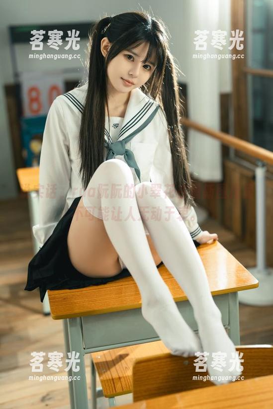 rua阮阮 说实话,rua阮阮的小翠花在最新图库里不可能让人无动于衷。