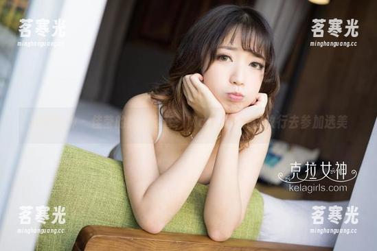 克拉女神-佳莹 克拉女神 - 佳莹的旗袍全套,Model或许该改行去参加选美