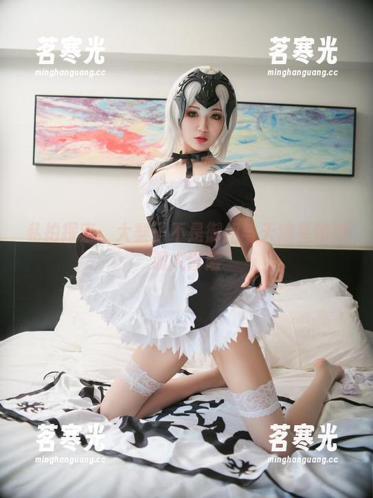 大梨子不是御姐 私拍探索:大梨子不是御姐与天狼星的脑洞大冒险
