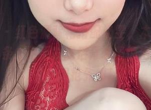 微密圈 - 红色漏背裙搭配奶雯，本以为是美丽一条，结果发现后背才最惊艳。更新的套图抢先看！