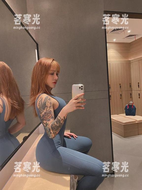 微密圈 - 认真看宋昱欣的妹妹，私拍图集里的不经意美好