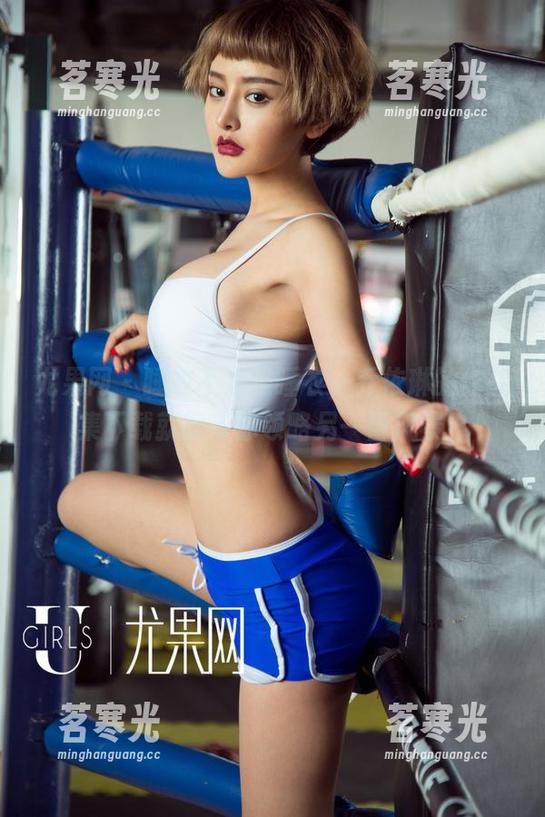 尤果网 - 睡衣不止是睡衣，乔依琳的作品集下载就能带你领略另一番风景！