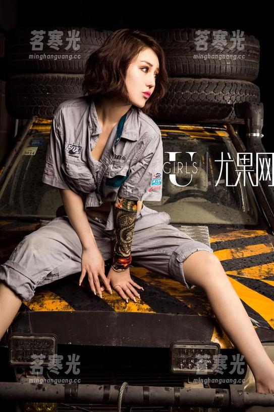 尤果网-唐溪若 尤果网 - 看,唐溪若一转身,我的心都被她的温柔打动了,不看她白不看。