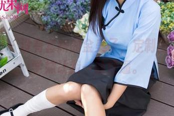 尤果网 - 没有套路的金美子，定制图片里的学妹让我一脸懵逼。