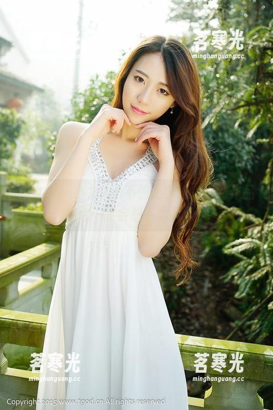 推女神-小九Vin 推女神 - 小九Vin不愧是学姐,看到作品集你一定会想下载几份!