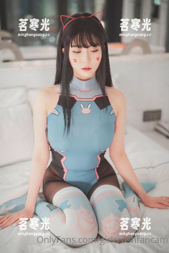 说实话，普美(bomi)这组修女私拍，色调好迷人呐