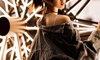 木棉棉OwO的蕾丝魔法：一张图片就能让我们体会到人生的酸甜苦辣，呸，我错了，是蕾丝！