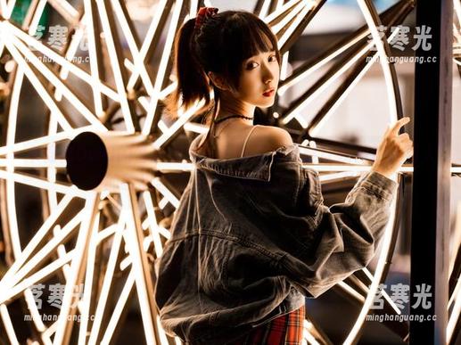 木棉棉OwO 木棉棉OwO的蕾丝魔法:一张图片就能让我们体会到人生的酸甜苦辣,呸,我错了,是蕾丝!