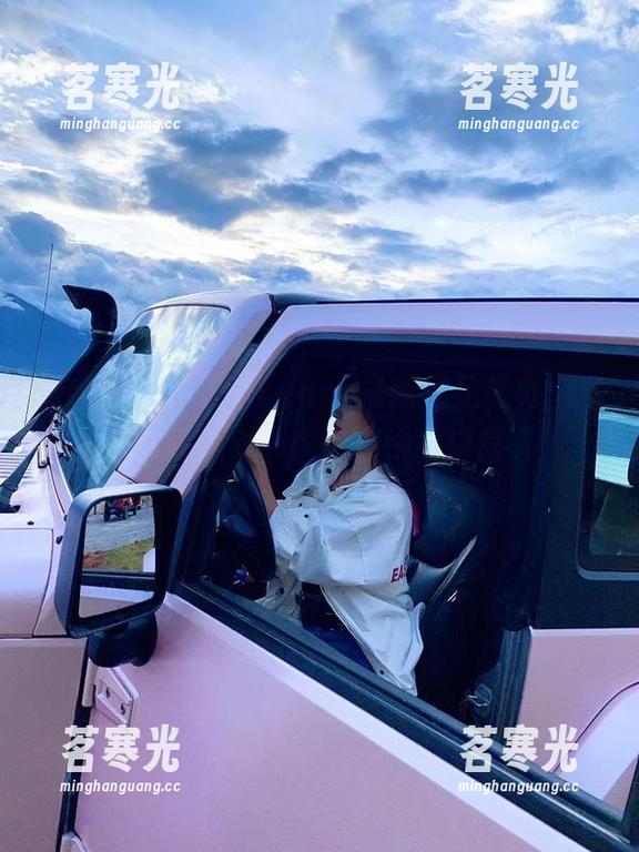林子喵Lynne 微密圈 - 林子喵Lynne最新裸足写真:当脚趾想开派对,你们都快来搅局啊!