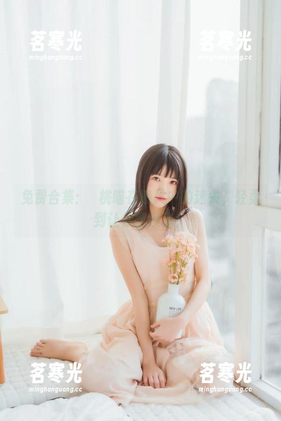 免费合集:桜桃喵在晚风中的迷失,轻柔到让你想摸猫!