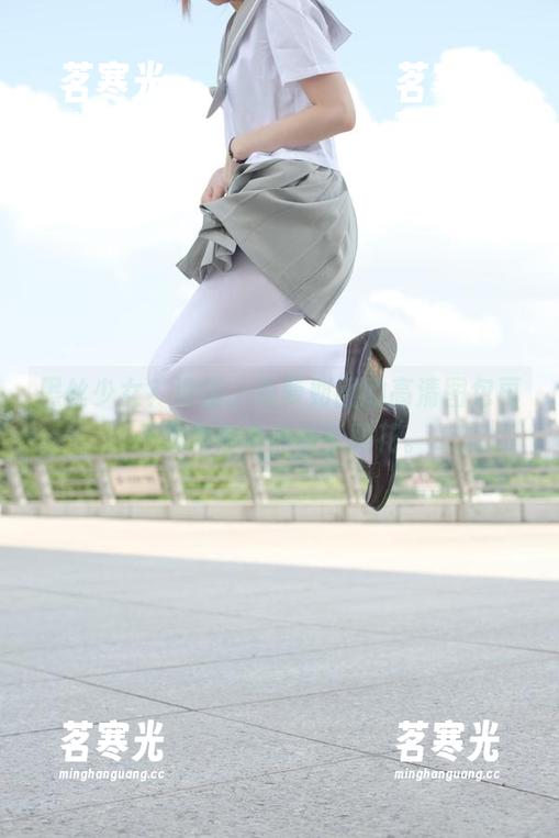 森萝财团 黑丝少女?没错,森萝财团的高清图包再一次为你来点缭乱眼花。