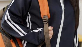 模范学院 - 真想把白子嫣nicky的长腿写真一路下载到自己的手机！