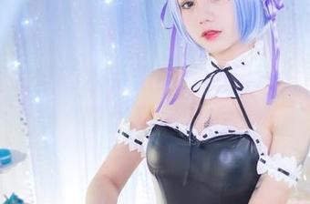 洛丽塔大哥的水手服图库：果然，高清好奇怪又好看！
