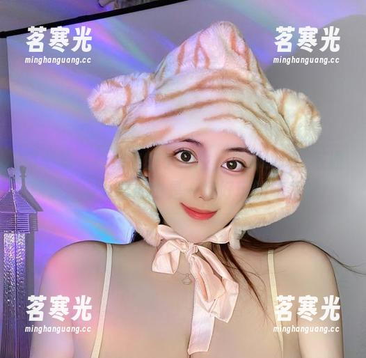 海豚baby 微密圈 - 校服中的小冒险,海豚baby在原图里游荡,图册也是一场好玩的旅程啊!