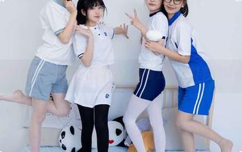 物恋传媒 - 婷婷的校服精选：别看我，我其实很认真！