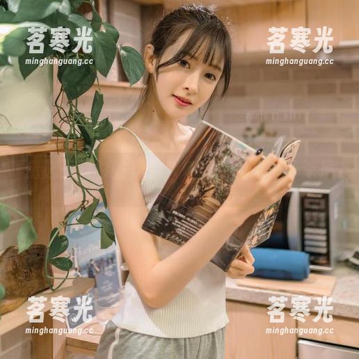 精选王羽杉的夏天，每张都像是一阵凉风。