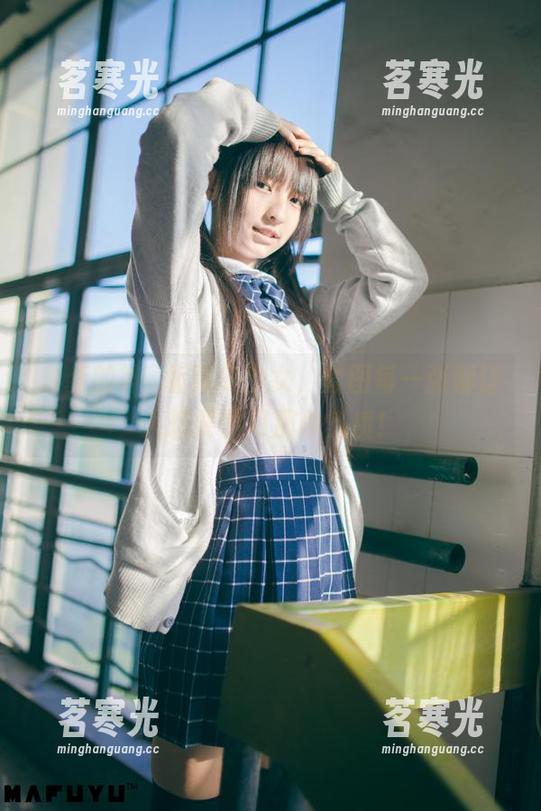 神楽坂真冬 最新的神楽坂真冬少女,套图每一张都让人想要学习那种气质!