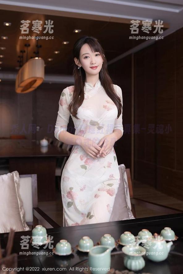 秀人网-Demon瑶瑶 秀人网 - Demon瑶瑶红裙写真集–灵魂小插曲式的分享