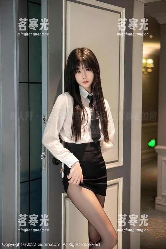 秀人网-司妃SL 秀人网 - 无圣光正装,司妃SL连体衣的图包时光,随意翻一翻
