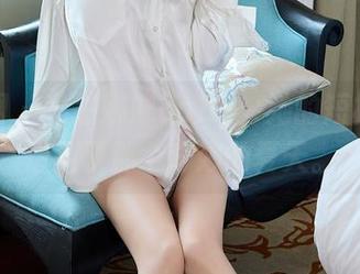 秀人网 - 私拍娜娜baby：她的短裙让我想到了那个奇妙的夏天。
